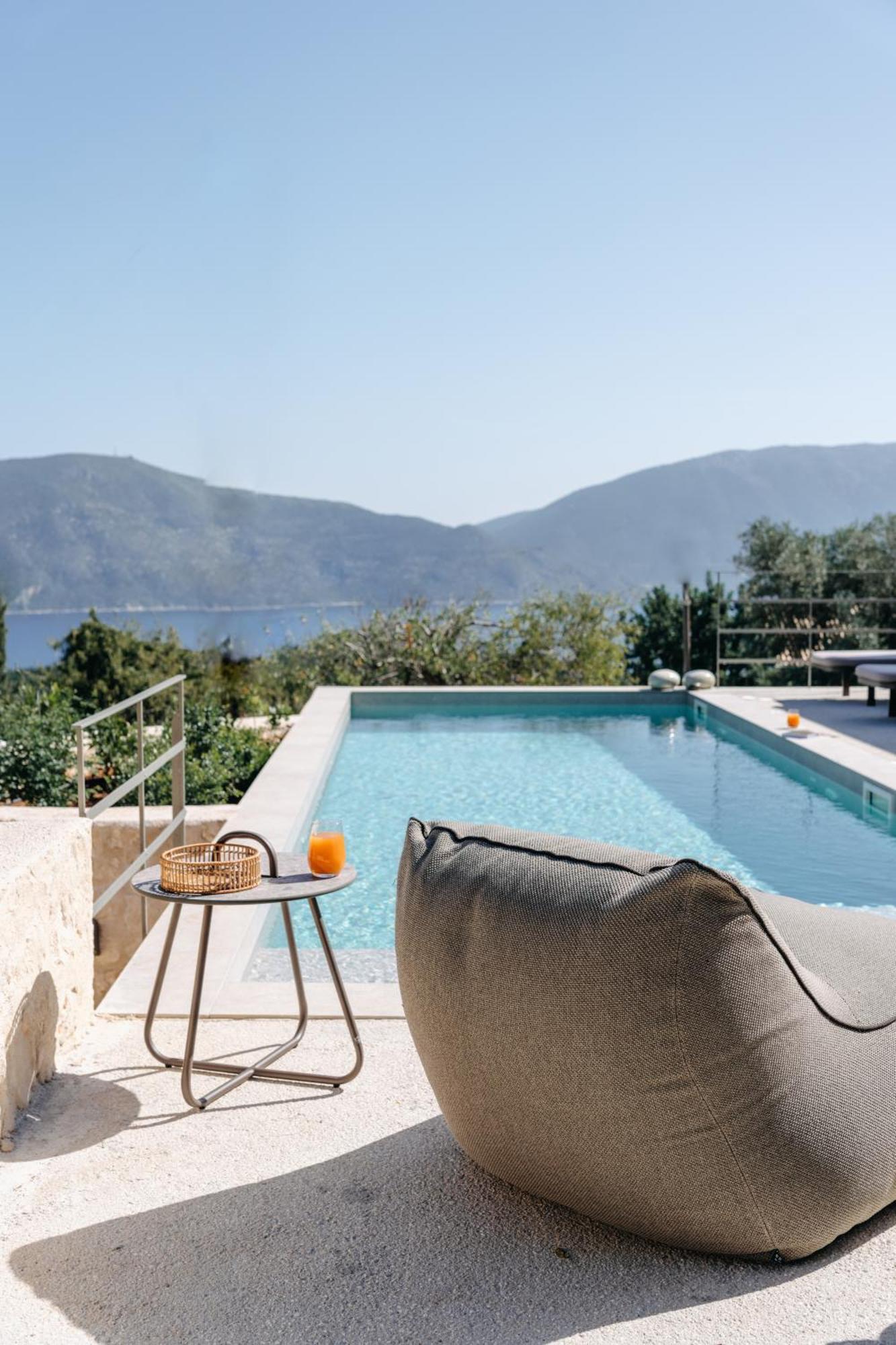 F Topia Villas Fiskardo Buitenkant foto
